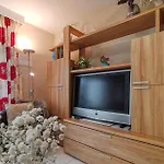 3 Bedroom Gorgeous In 別荘 コクセッド