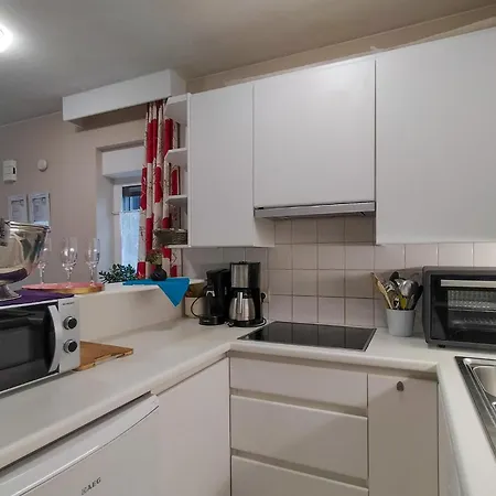 3 Bedroom Gorgeous In Ferienhaus