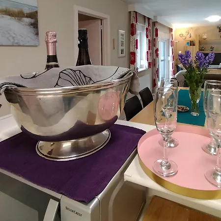 3 Bedroom Gorgeous In Ferienhaus *