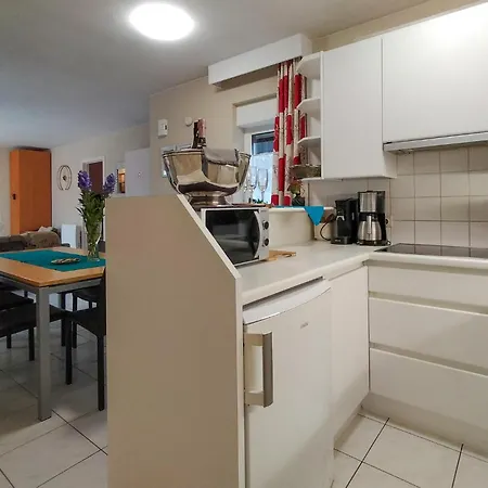 3 Bedroom Gorgeous In Ferienhaus